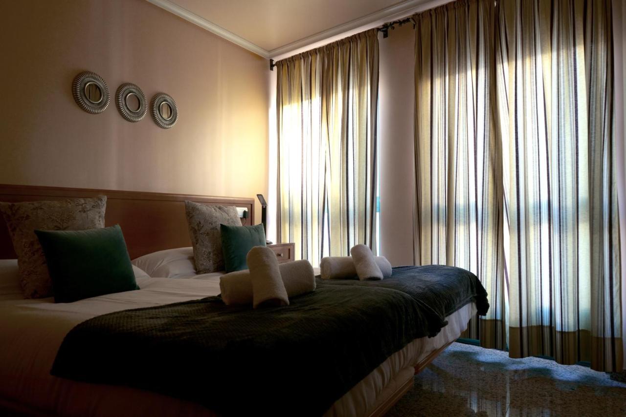 Hotel H. O Lar O Barco de Valdeorras Zewnętrze zdjęcie