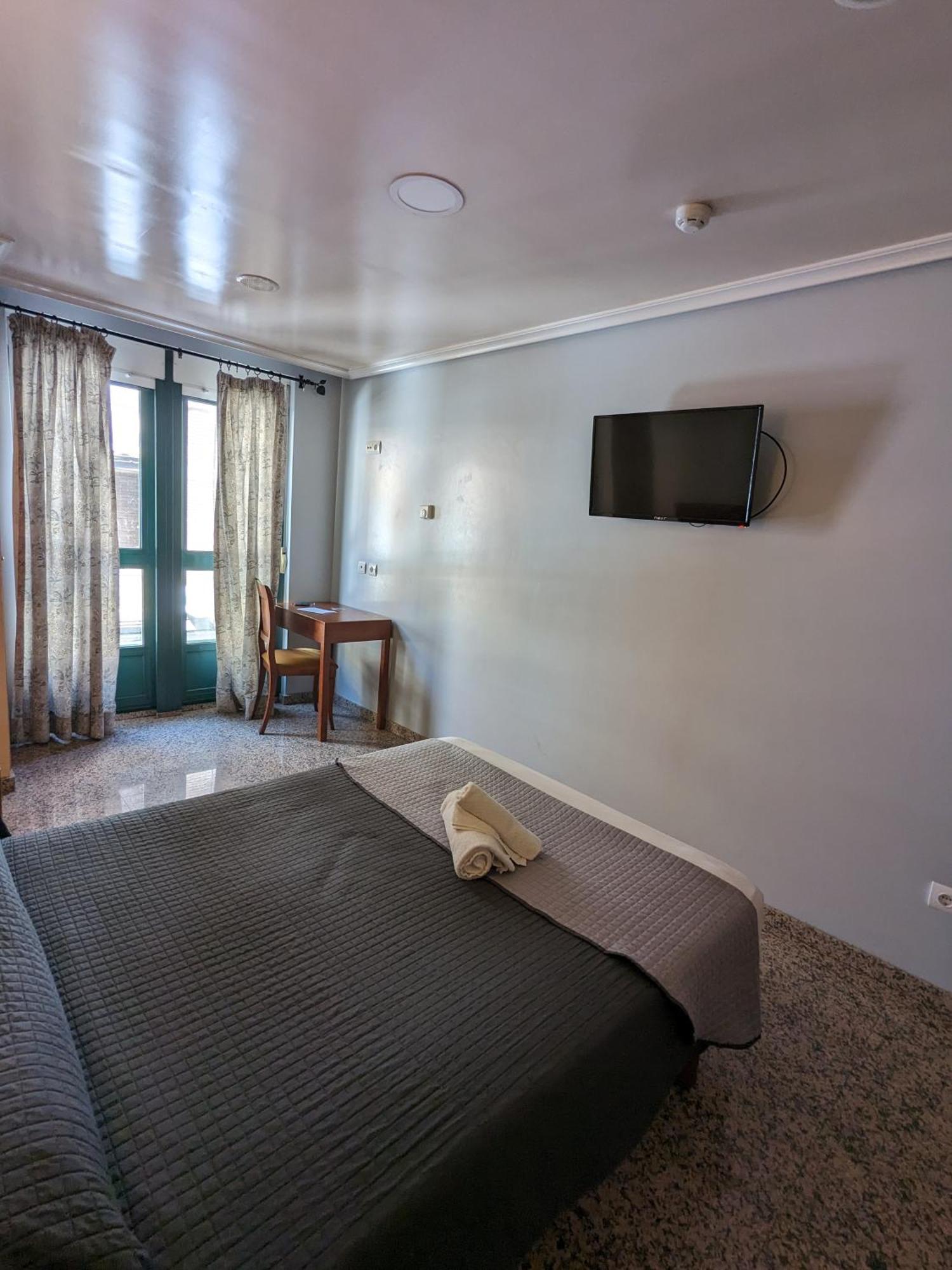 Hotel H. O Lar O Barco de Valdeorras Zewnętrze zdjęcie